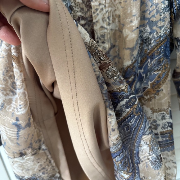 Dressbarn tunic top with 3/4 sleeves, Size L - Picture 5 of 5